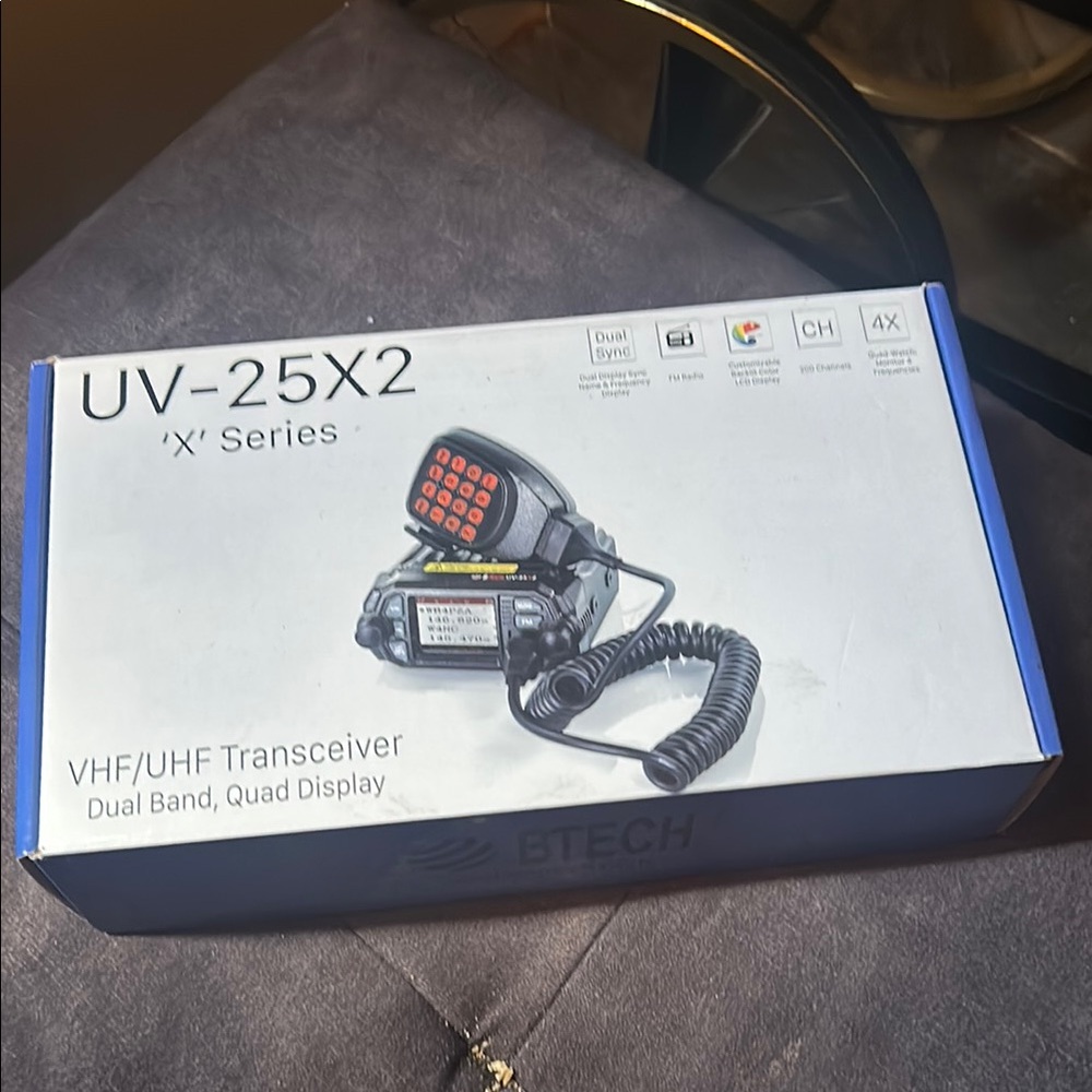 UV-25X2 Dual Band Transceiver - Black